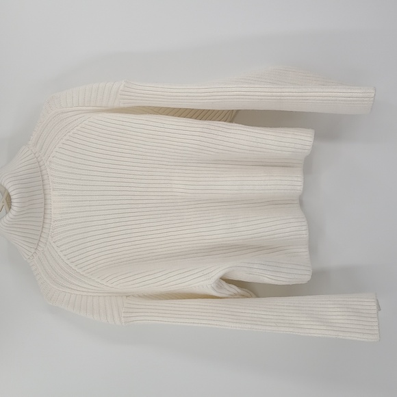 H&M Medium Cream ribbed Long wide sleeve turtleneck sweater winter cozy cute - Picture 3 of 4
